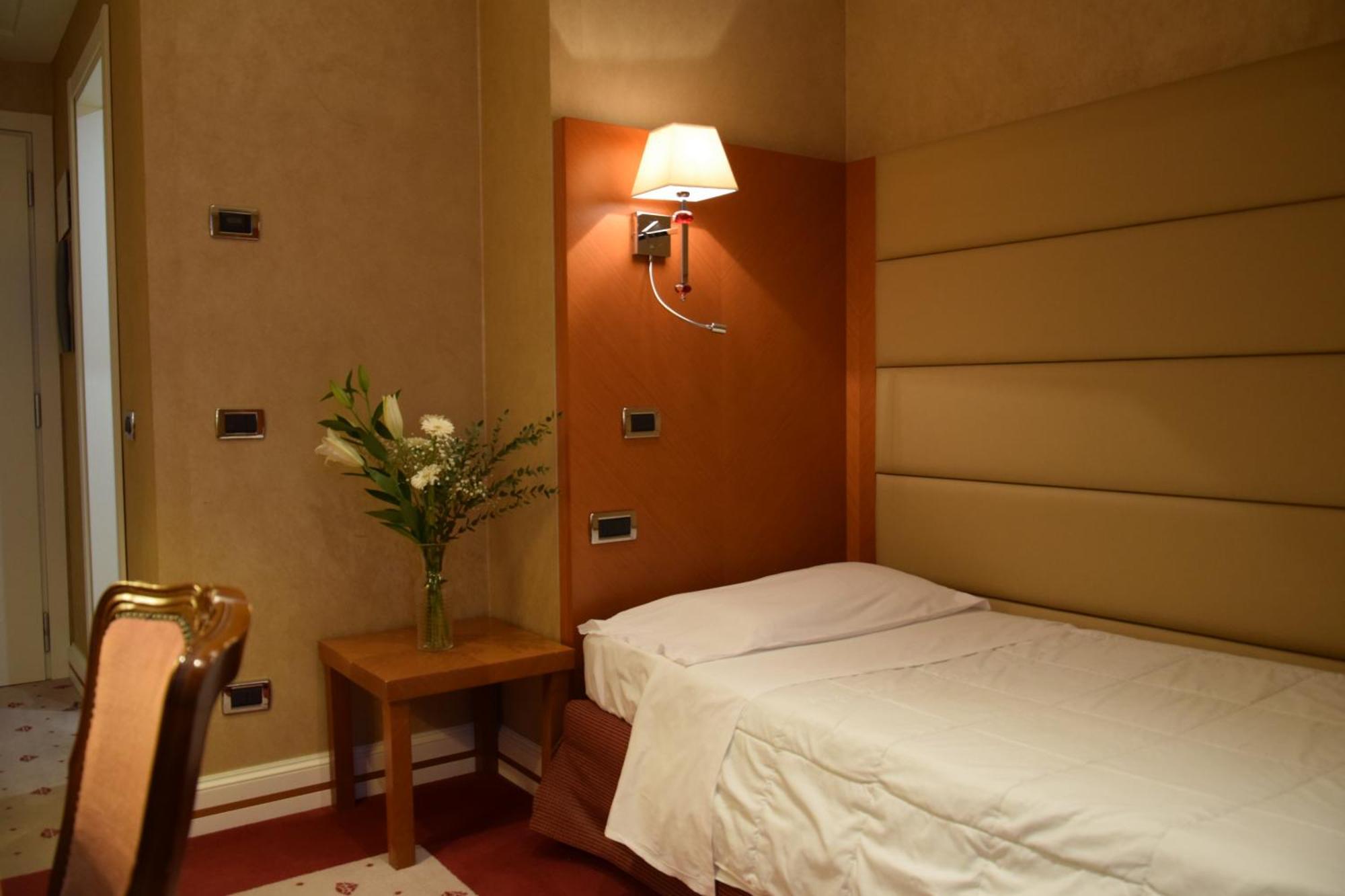 Hotel Perusia Перуджа Экстерьер фото