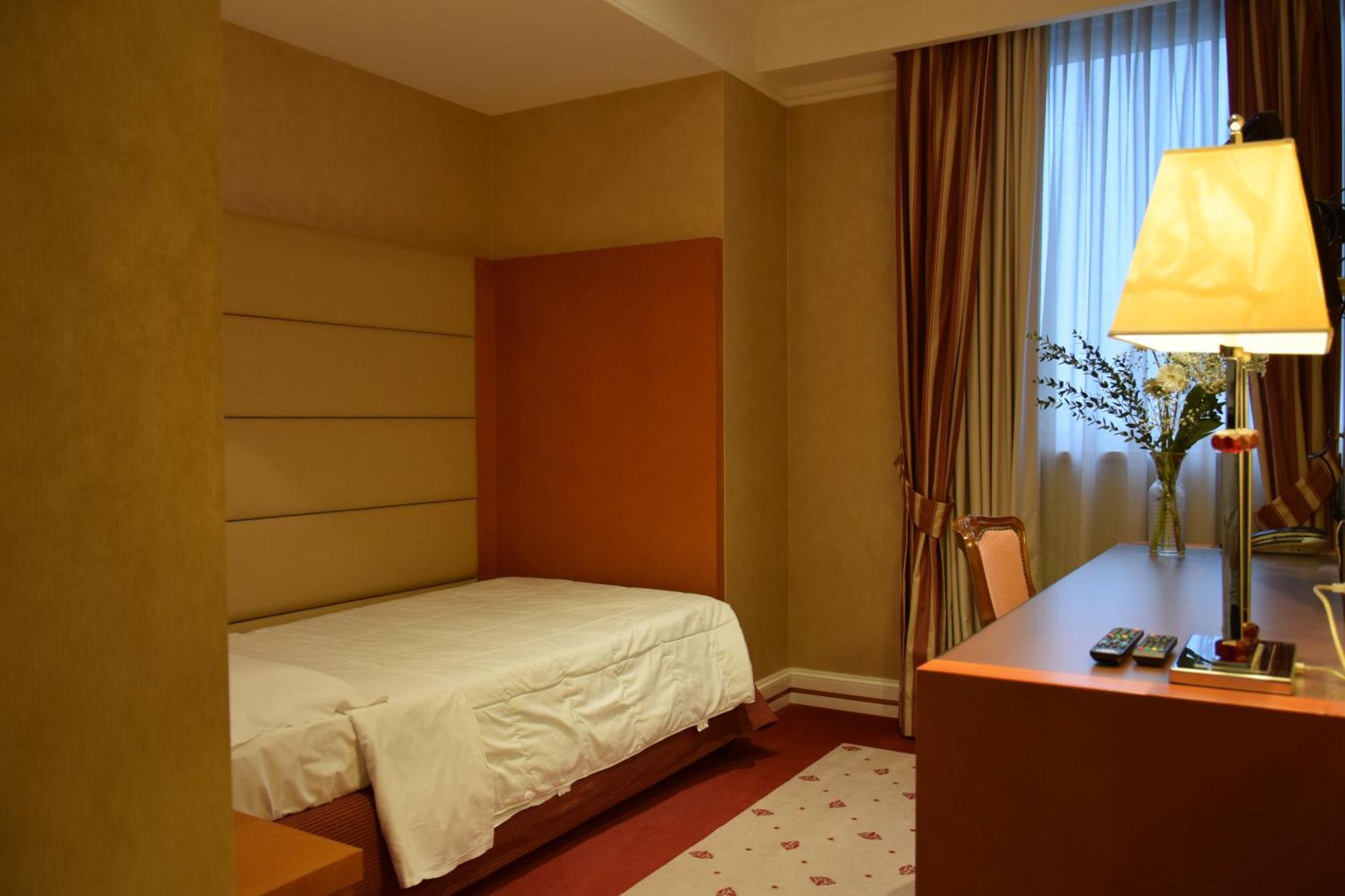 Hotel Perusia Перуджа Экстерьер фото